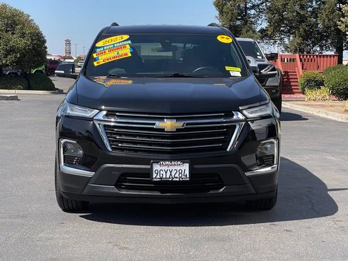 Used 2023 Chevrolet Traverse LT w/ LPO, Cargo Package FWD image 4