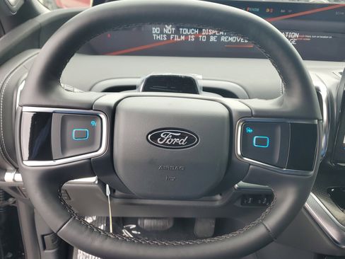New 2026 Ford Expedition Platinum AWD/4WD image 15