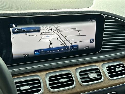 Certified 2025 Mercedes-Benz GLE 350 4MATIC image 31