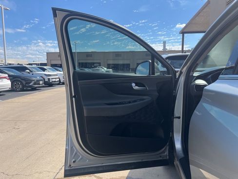 Used 2023 Hyundai Santa Fe SEL w/ Cargo Package image 32