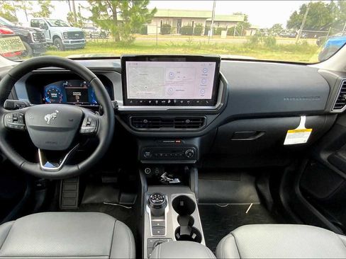 New 2025 Ford Maverick Lariat w/ Black Appearance Package image 5