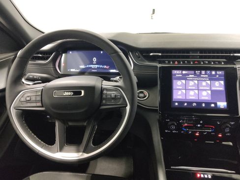 Used 2023 Jeep Grand Cherokee L Laredo AWD/4WD image 22