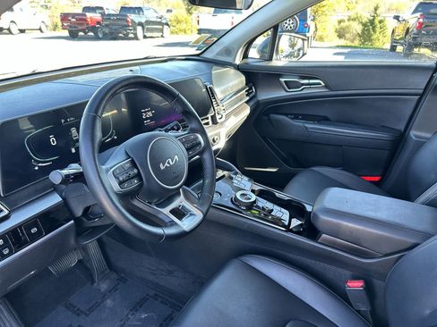 Used 2023 Kia Sportage EX image 24