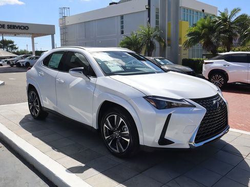 New 2026 Lexus UX 300h FWD image 3