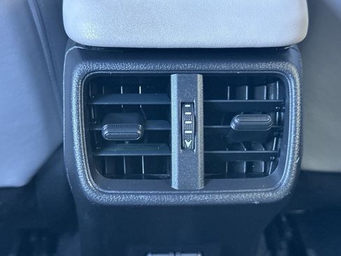 Used 2021 Lexus UX 250h image 13