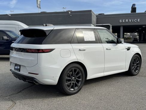 Used 2024 Land Rover Range Rover Sport Dynamic SE AWD/4WD image 6
