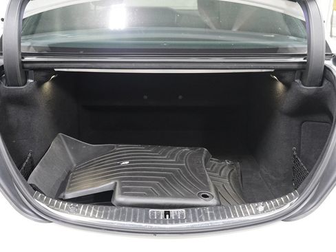 Used 2017 Mercedes-Benz S 550 Sedan w/ Premium Package image 17