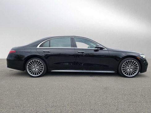 Used 2024 Mercedes-Benz S 580 S 580 image 8