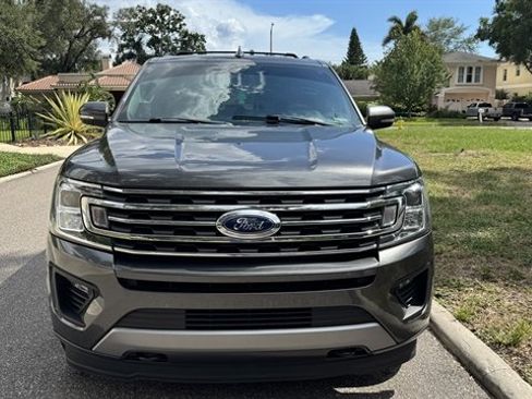 Used 2021 Ford Expedition Max XLT AWD/4WD image 7