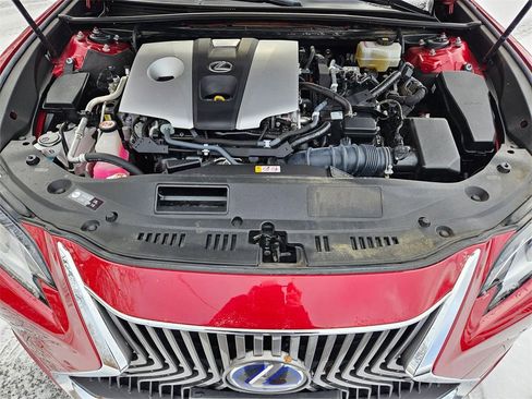 Used 2019 Lexus ES 300h w/ Premium Package image 24