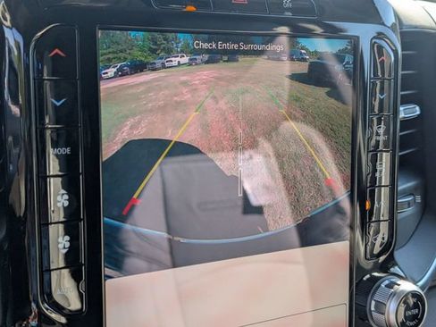 New 2026 RAM 3500 Laramie AWD/4WD image 18
