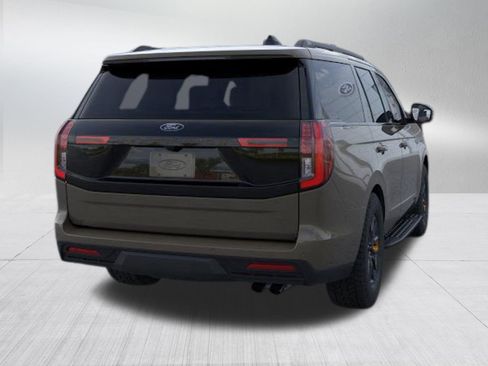 New 2026 Ford Expedition Tremor image 8