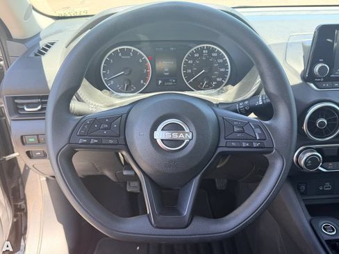 Used 2024 Nissan Sentra S FWD image 19