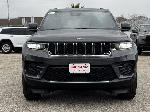 New 2025 Jeep Grand Cherokee Laredo X image 3