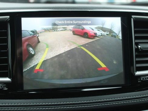 New 2026 Chrysler Pacifica Select image 9