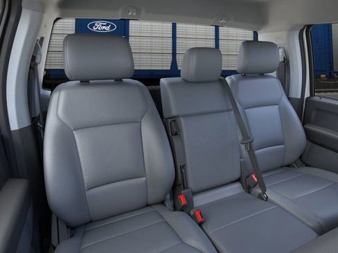 New 2025 Ford F550 4x4 Regular Cab Super Duty image 10