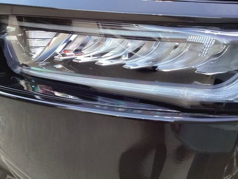 Used 2019 Honda Accord Sport image 3