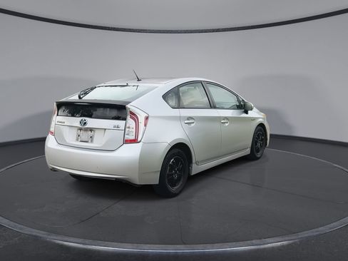 Used 2014 Toyota Prius Two FWD image 8