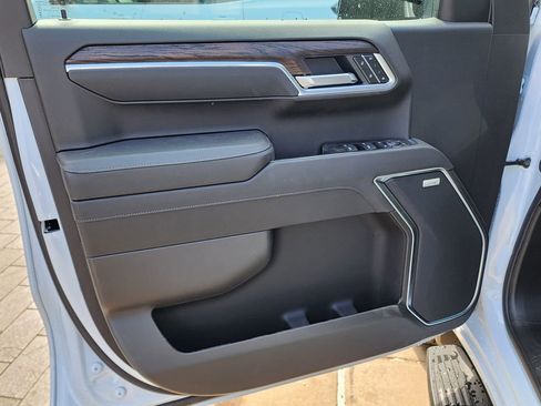 New 2026 GMC Sierra 1500 SLT w/ SLT Premium Plus Package image 14