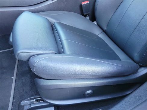 Used 2025 Mercedes-Benz CLA 250 CLA 250 image 10