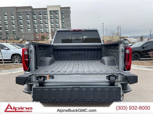 Used 2025 GMC Sierra 3500 Denali w/ Denali Reserve Package image 20