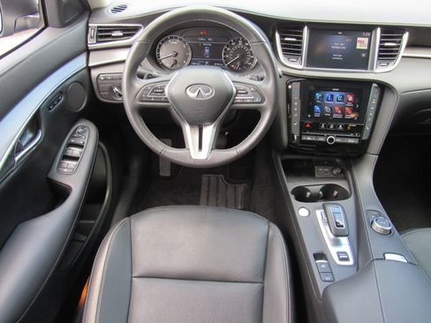 Used 2023 INFINITI QX50 Luxe FWD image 18