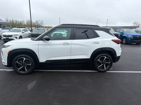 Used 2022 Chevrolet TrailBlazer RS w/ Sun and Liftgate Package AWD/4WD image 6