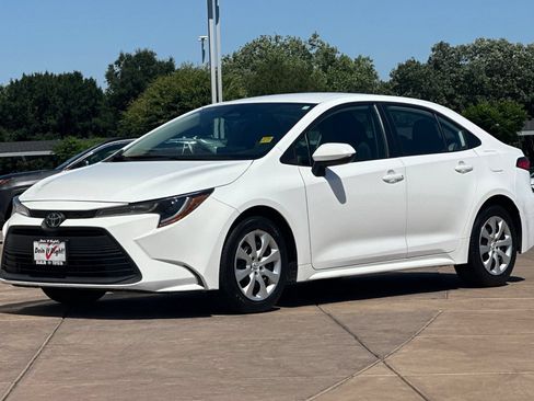 Certified 2024 Toyota Corolla LE FWD image 10