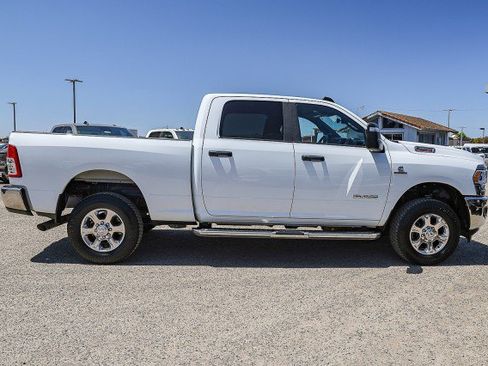 Used 2024 RAM 2500 Big Horn AWD/4WD image 3
