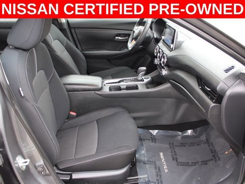 Certified 2021 Nissan Sentra SV image 17