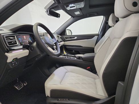New 2026 Volkswagen Atlas Cross Sport SEL Premium R-Line AWD/4WD image 6