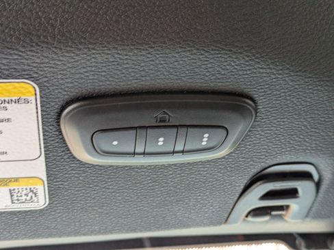 Used 2024 Jeep Wrangler Unlimited Sahara w/ Technology Group image 24