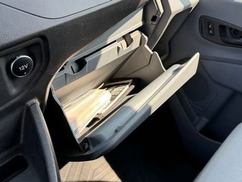 Used 2018 Ford Transit 350 XL image 20