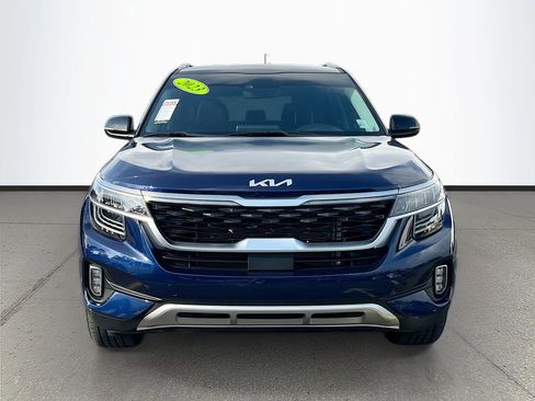 Used 2023 Kia Seltos SX AWD/4WD image 2