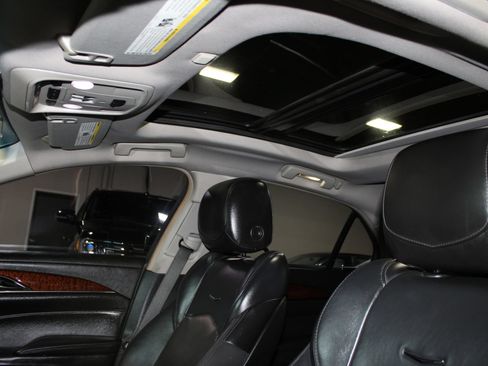 Used 2015 Cadillac CTS Luxury RWD image 25