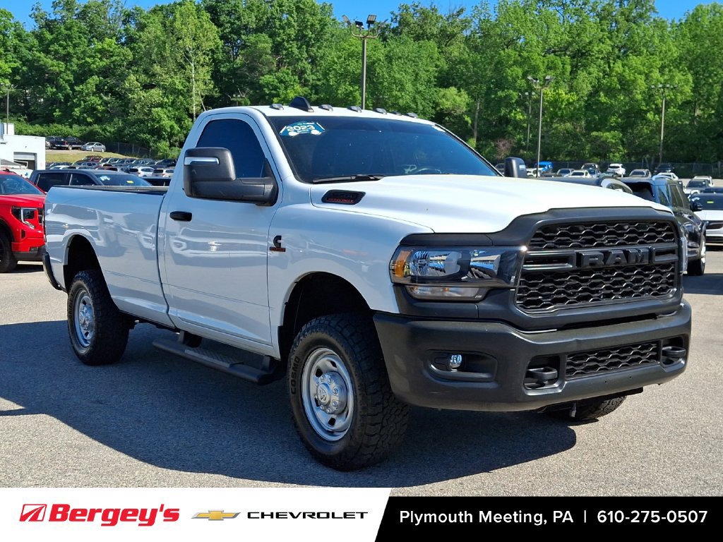 Used 2023 RAM 2500 Tradesman AWD/4WD image 2