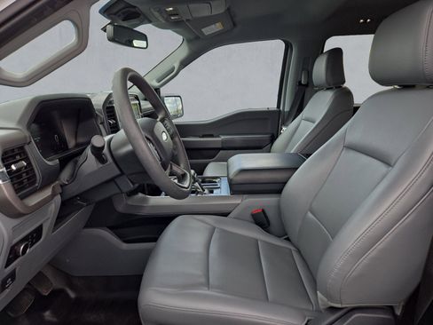Used 2025 Ford F150 Lightning Pro AWD/4WD image 11