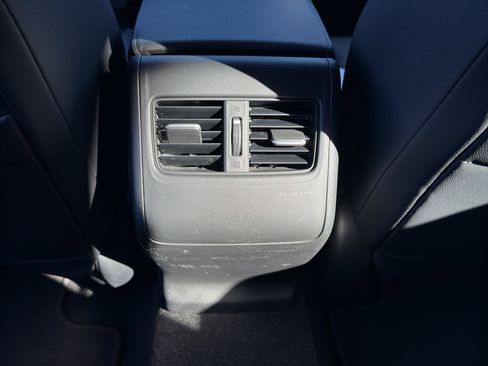 Used 2018 Honda Accord Touring image 20