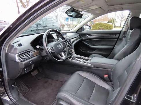 Certified 2021 Honda Accord EX-L image 2