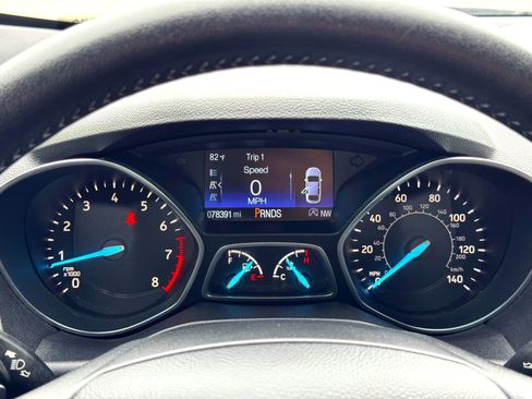 Used 2018 Ford Escape SE w/ SE Sport Appearance Package AWD/4WD image 23