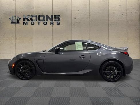 Used 2024 Toyota GR86 Premium RWD image 4