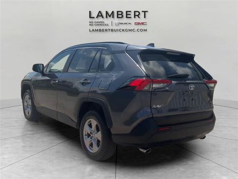 Used 2025 Toyota RAV4 XLE FWD image 3