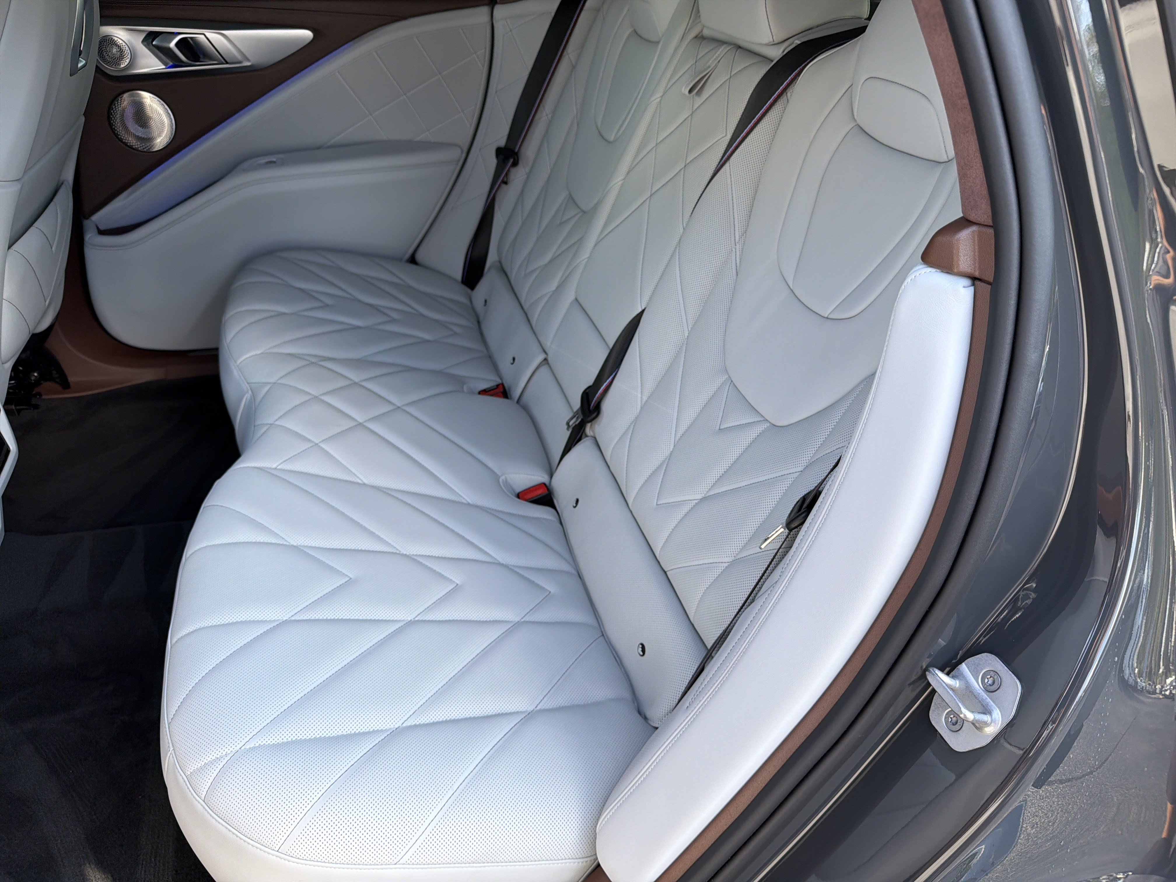 Certified 2025 BMW XM AWD/4WD image 21