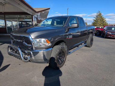 Used 2014 RAM 2500 SLT image 3