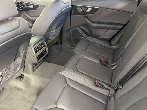 New 2025 Audi Q8 Premium Plus image 37