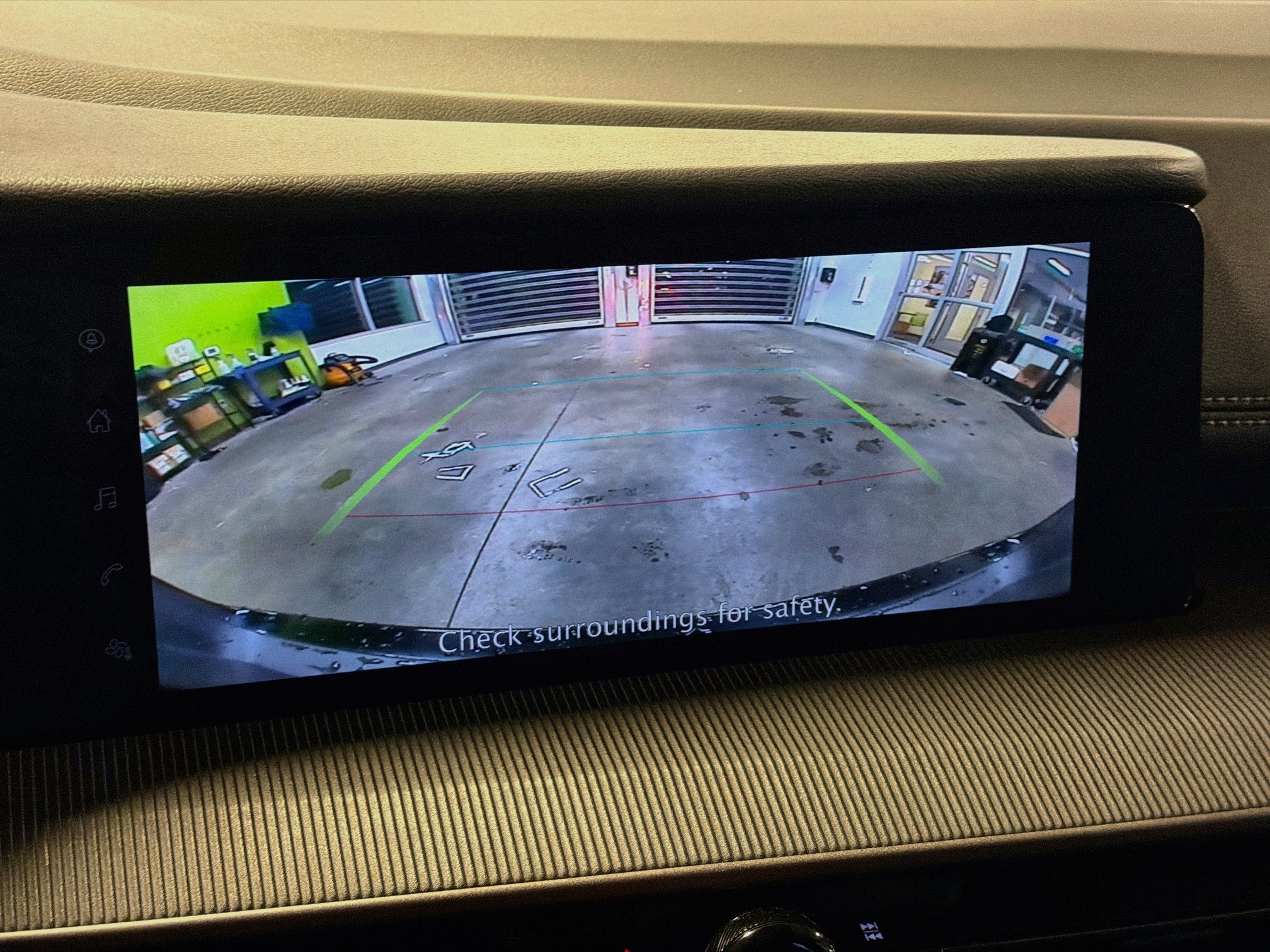 Used 2025 Nissan Murano SV AWD/4WD image 23