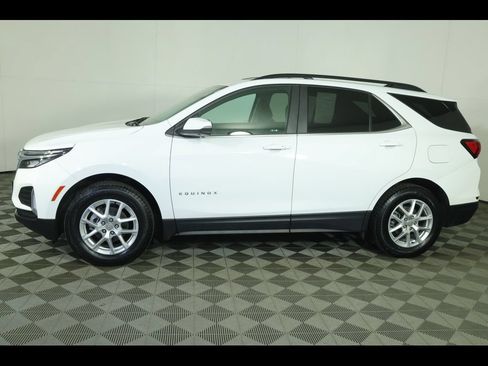 Used 2022 Chevrolet Equinox LT AWD/4WD image 15