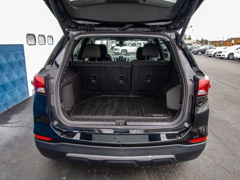 Used 2023 Chevrolet Equinox LT FWD image 29