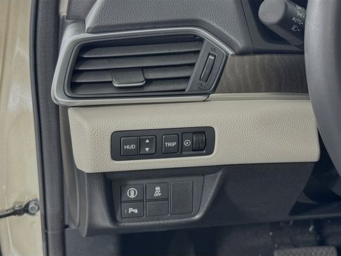 Certified 2019 Honda Accord Touring image 10