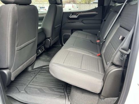 New 2026 GMC Sierra 1500 Elevation image 11